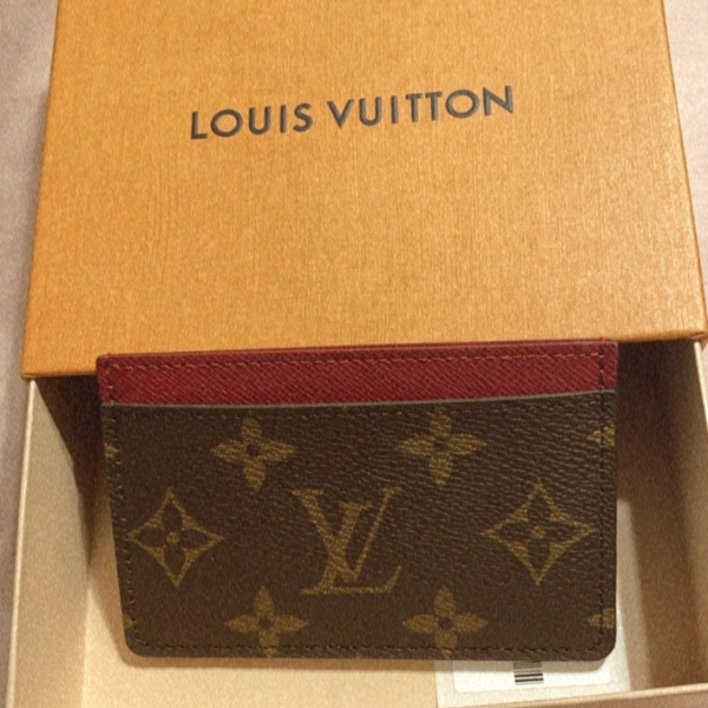 Louis Vuitton card holder
